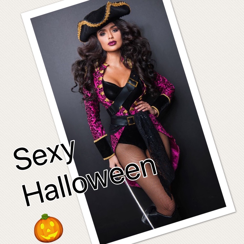Sexy Swashbuckler Costume Halloween  